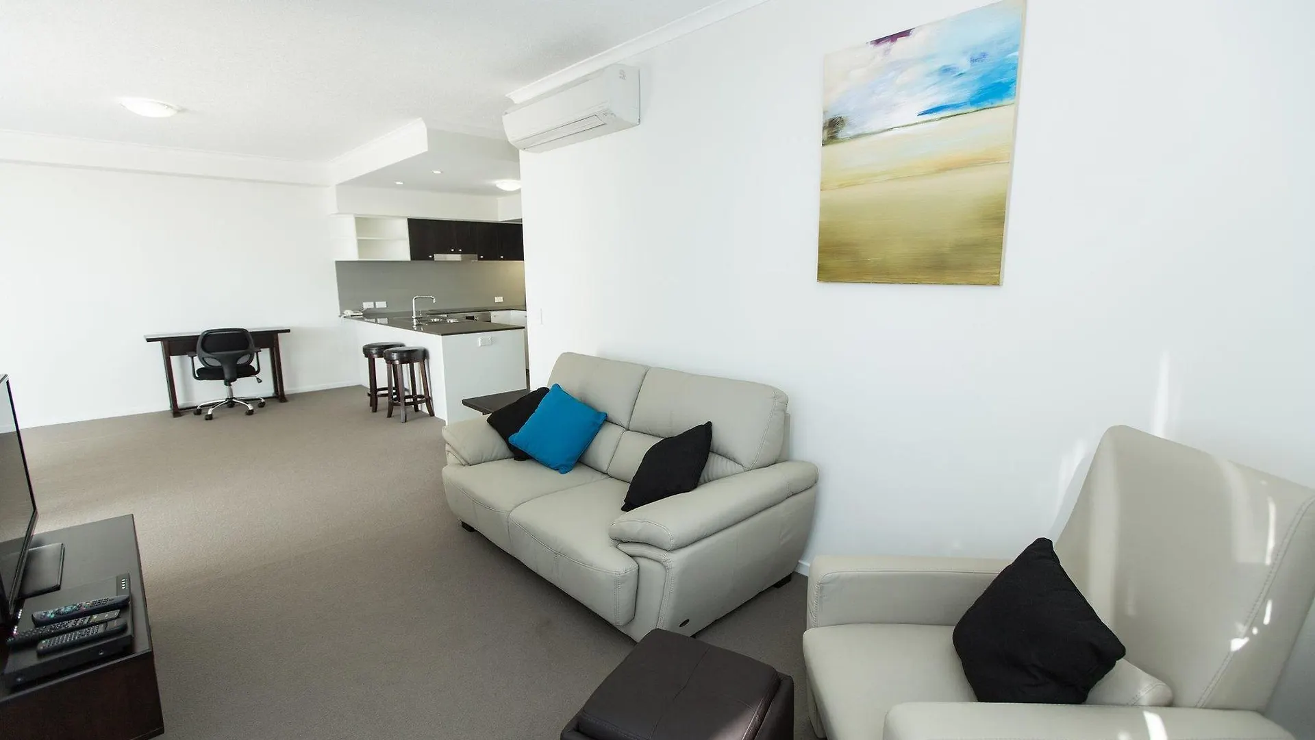 Curtis Central Apartments Official Gladstone Aparthotel