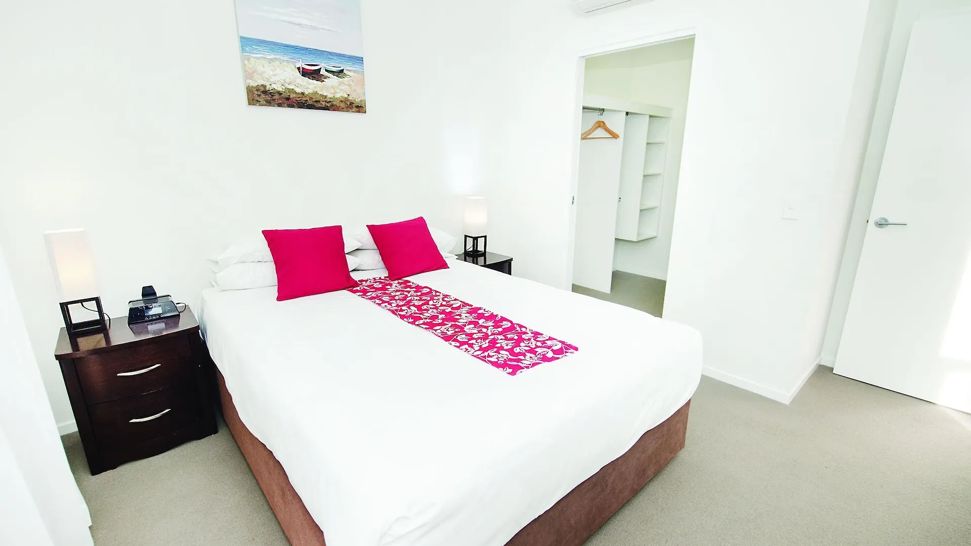 Aparthotel Curtis Central Apartments Official Gladstone