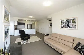 Aparthotel Curtis Central Apartments Official Gladstone