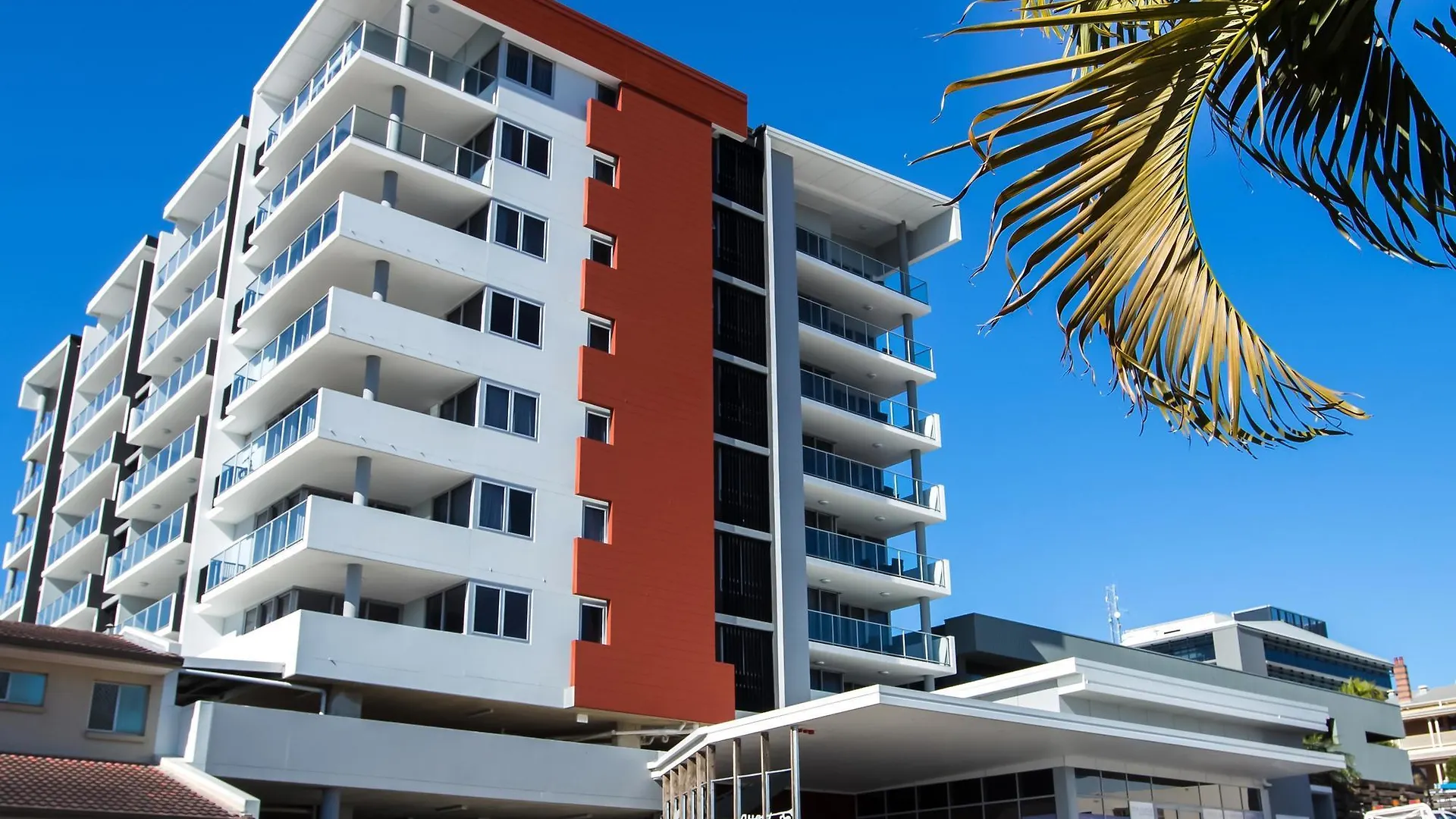 Curtis Central Apartments Official Gladstone 4*,