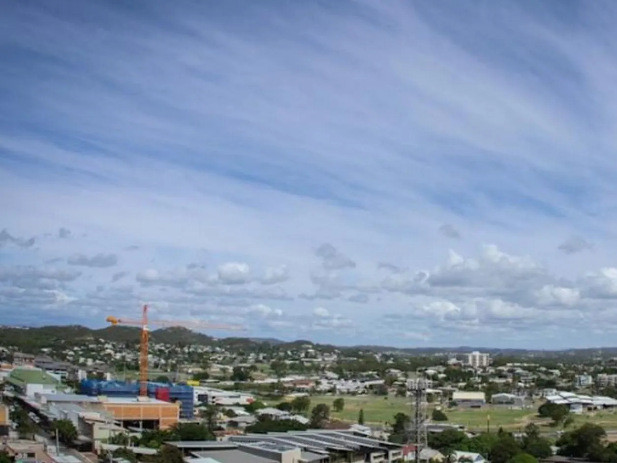 **** Aparthotel Curtis Central Apartments Official Gladstone Australia