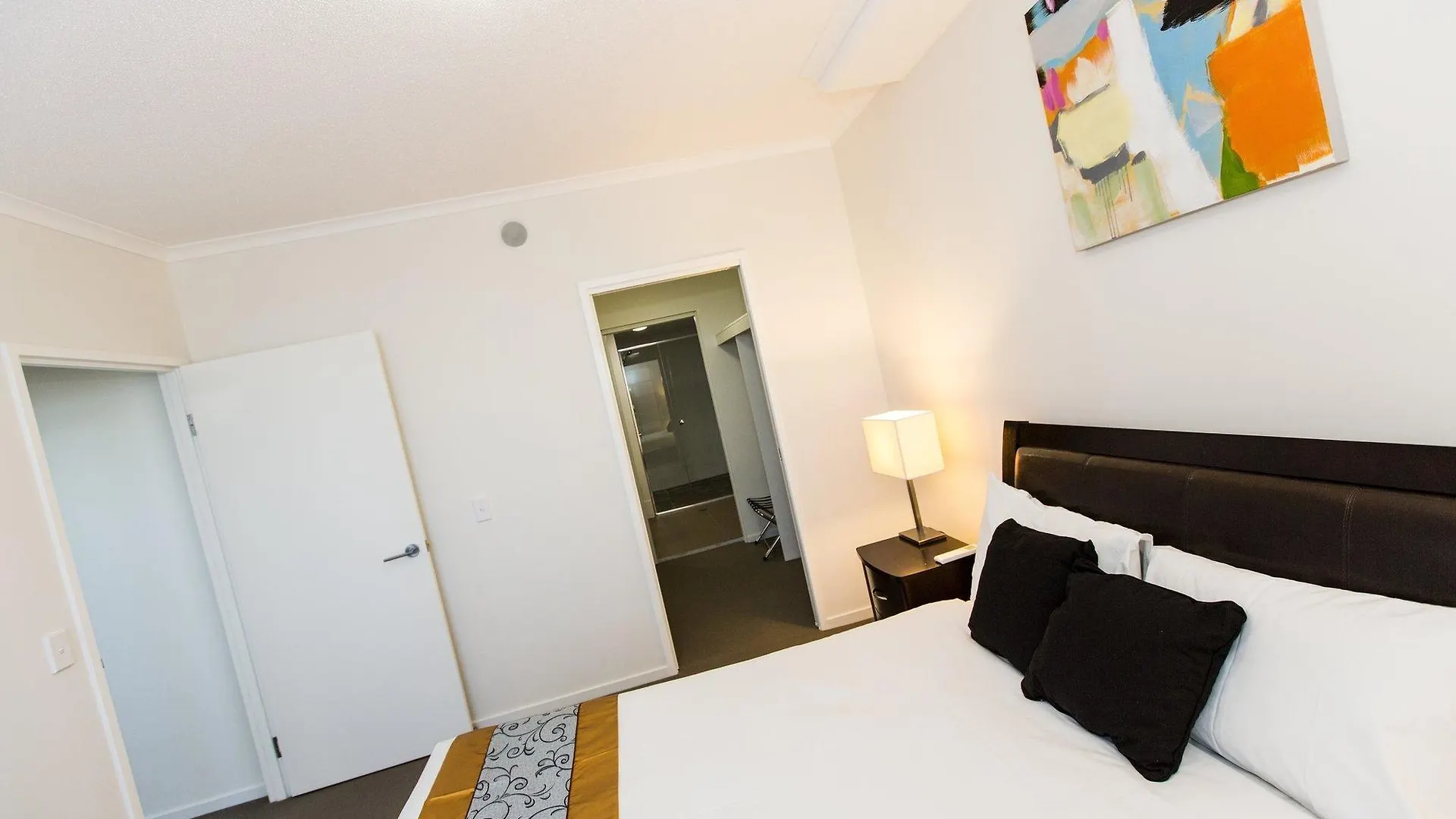 Aparthotel Curtis Central Apartments Official Gladstone