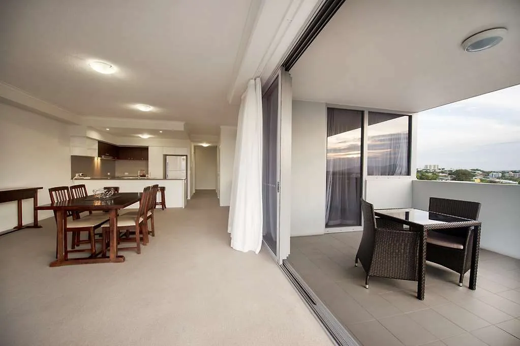 Curtis Central Apartments Official Gladstone