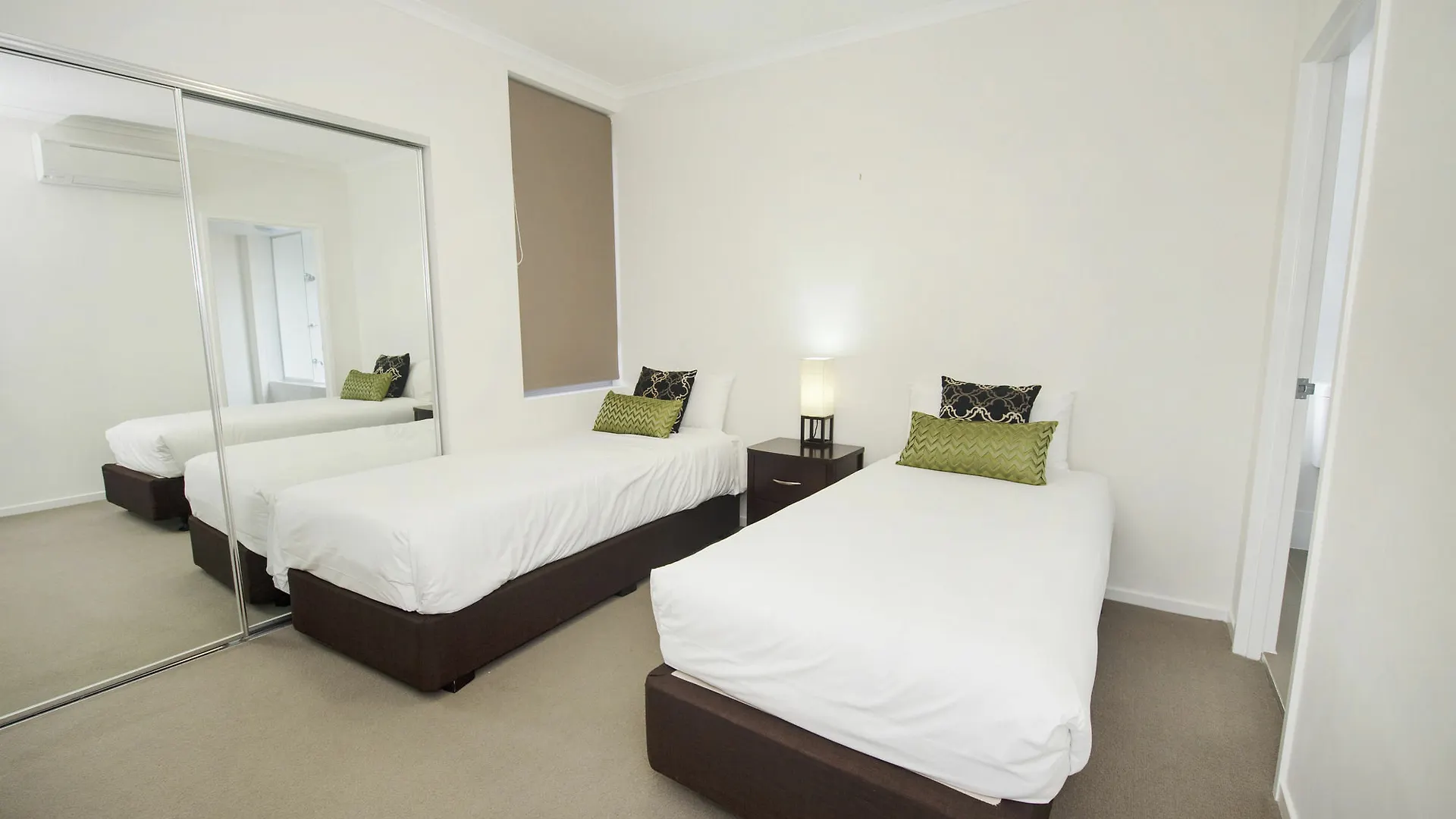Curtis Central Apartments Official Gladstone Australia